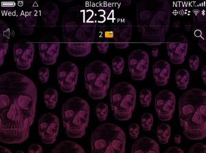 A Pink Skulls Theme