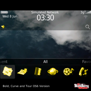 Stormy Clouds Theme with Brilliant Yellow Aspect Icons