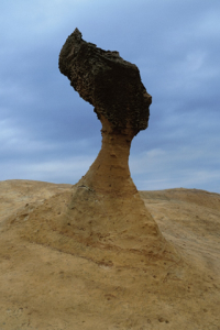 Peculiar Rocks from Around the World for blackberry Screenshot