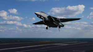 F-14 TOMCAT_CARRIER OPERATIONS